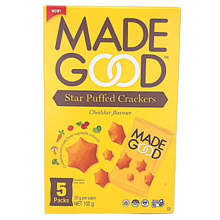 Front of MadeGood Star Puffed Crackers Cheddar Flavour, 5 Packs